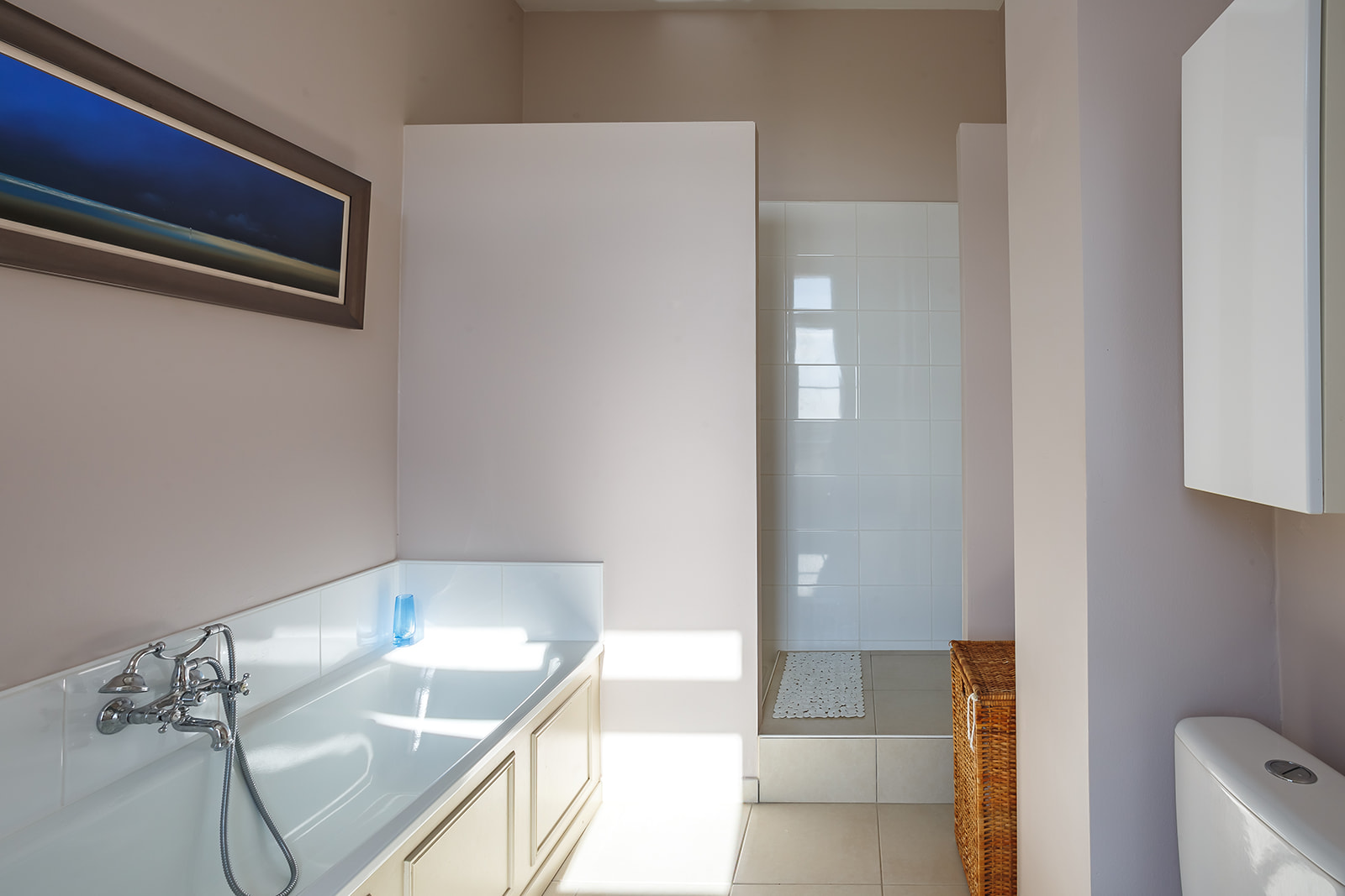 Bedrooms Bathrooms